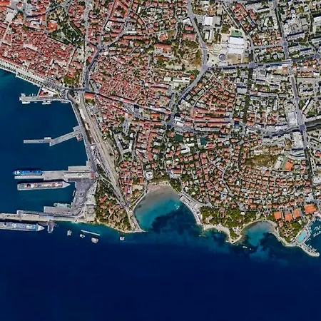 Hermosa Luxury Split