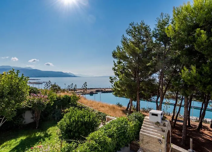 Hermosa Luxury Split
